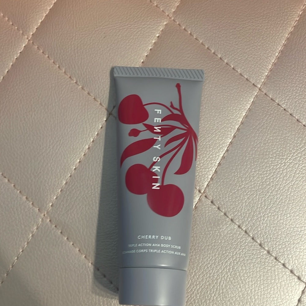 Fenty Skin Cherry Dub Triple Action AHA Body Scrub